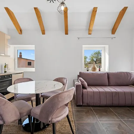 Beautiful In With Kitchen בית נופש סקארדין