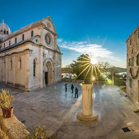 Beautiful In Skradin With Kitchen