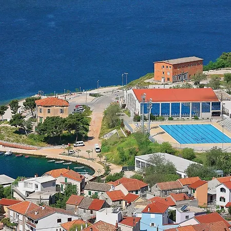 Stunning In * Skradin