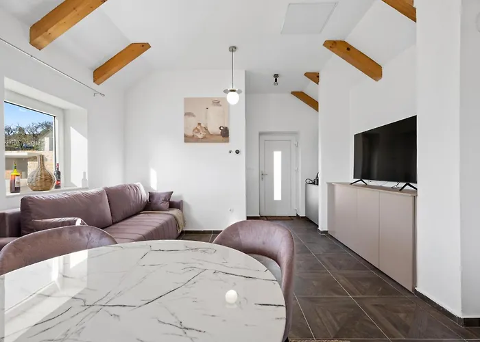 Beautiful In With Kitchen Vakantiehuis *