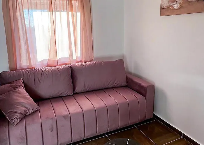 Beautiful In With Kitchen