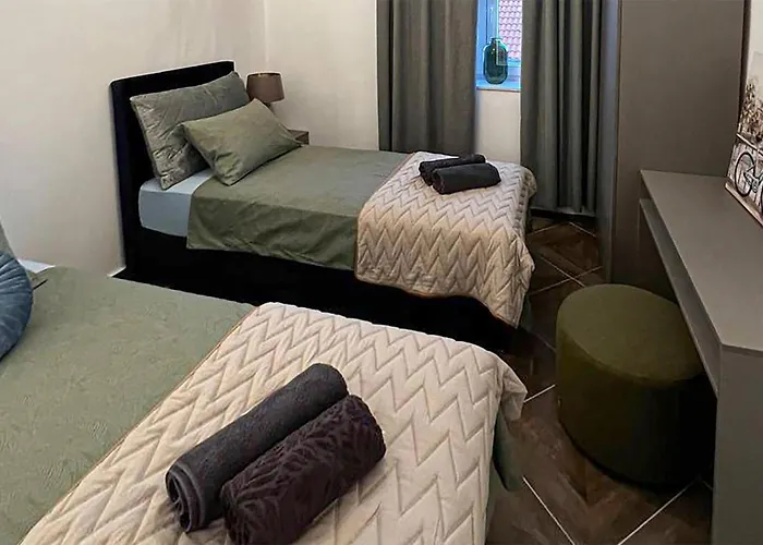 Beautiful In With Kitchen Vakantiehuis