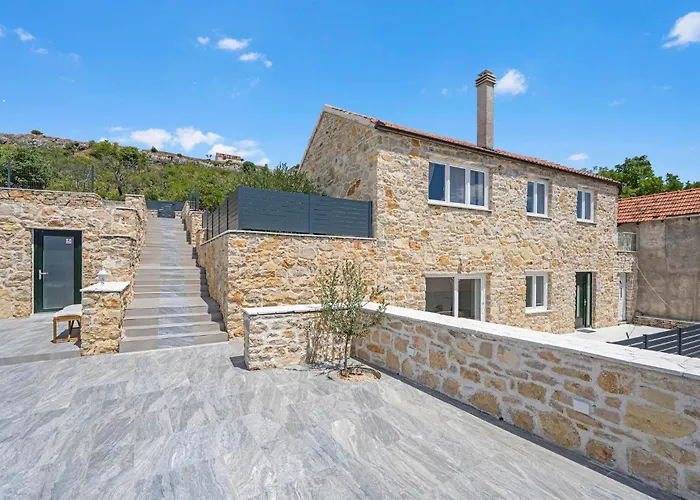 Beautiful In With Kitchen Vakantiehuis Skradin